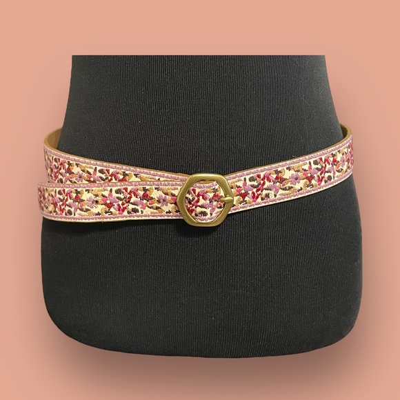 Lucky Brand Accessories - Luck Brand Vintage Leather Embroidery Belt (M)